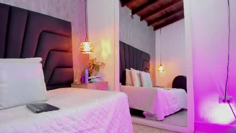 Snapshot of longina_ chatting on June 2026 07:16:02 PM Longina online show from June 2026 07:16:02 PM