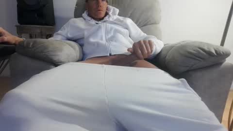 Seamus Love online show from March 2025 03:50:01 AM