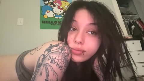 lookingforlona online show from March 2026 02:57:02 PM