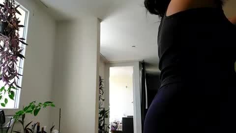 loolaunshaved online show from July 2026 01:46:02 PM
