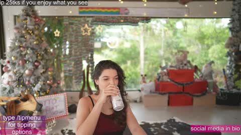 Chaturbatexxjessica online show from December 2024 06:20:02 PM