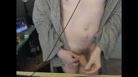 loomie online show from December 2024 08:08:02 AM