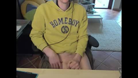 loomie online show from October 2025 12:09:01 PM