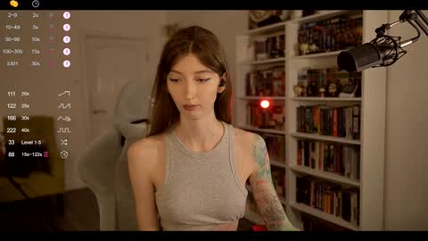 Snapshot of loony_moony chatting on February 2026 10:58:02 AM loony_moony online show from February 2026 10:58:02 AM