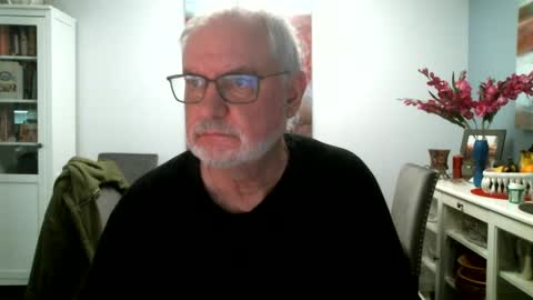 loop102 online show from December 2024 06:28:02 PM