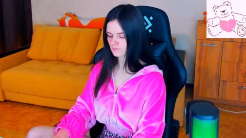 Lora Cain online show from January 2025 05:26:02 AM