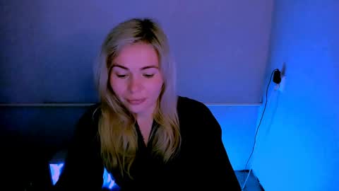 Snapshot of loraboyar chatting on May 2026 01:24:01 AM Lora online show from May 2026 01:24:01 AM