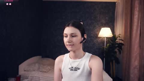 Lora online show from November 2025 05:07:01 AM