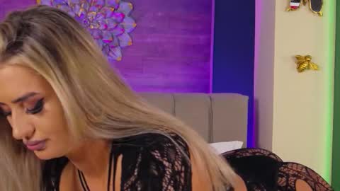 Lora online show from March 2026 08:48:01 PM