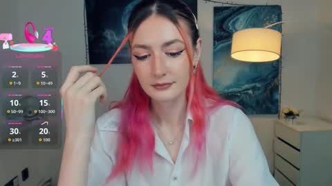 Lora online show from November 2025 11:12:02 AM