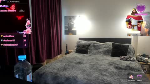 Lora online show from January 2025 02:36:01 PM