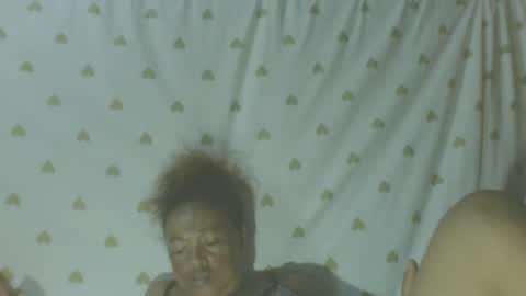 LorahVane online show from February 2026 01:07:02 PM