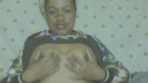 Snapshot of lorahvane chatting on July 2026 12:48:02 AM LorahVane online show from July 2026 12:48:02 AM