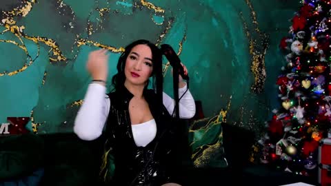 Miss online show from December 2024 05:16:02 AM