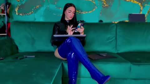 Miss online show from January 2025 04:37:01 PM