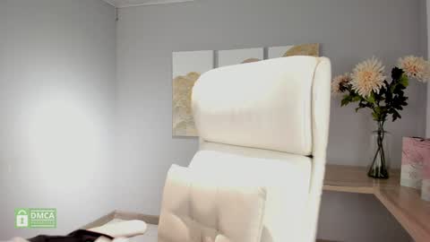 Deborah Daz online show from January 2025 03:57:02 PM