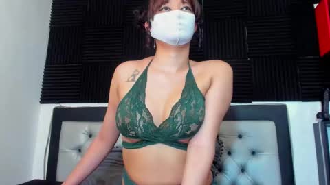 Lore Depp online show from September 2025 11:26:01 PM