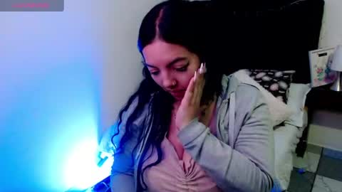 Loren online show from June 2026 09:51:02 PM