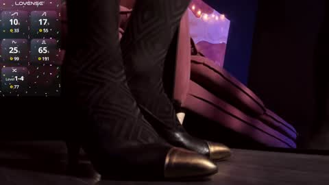 Loren online show from February 2025 01:59:02 PM