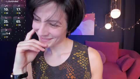 Loren online show from February 2025 01:55:02 PM