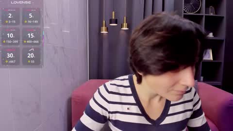 Loren online show from December 2025 08:12:02 AM