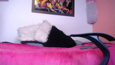 Lorena online show from March 2025 04:17:01 PM