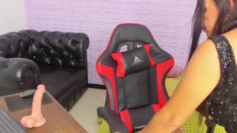 lorena online show from March 2025 08:02:02 AM