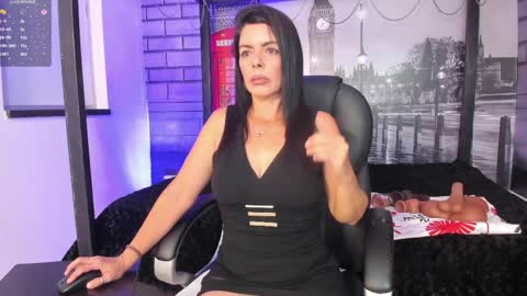 lorena online show from April 2026 07:08:01 PM