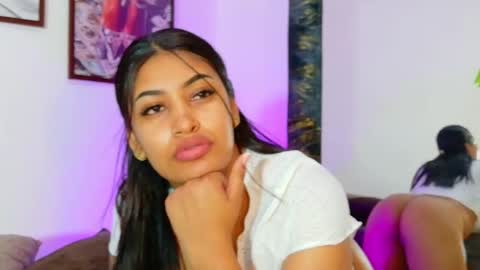 loretahorny online show from February 2026 01:36:01 PM