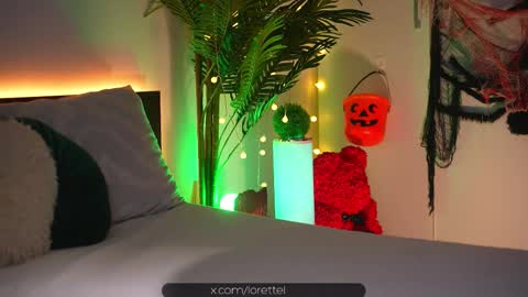 LoretteLorena online show from October 2025 05:15:02 AM