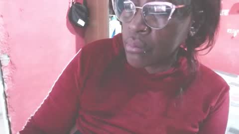 Snapshot of loretybighot chatting on February 2026 06:30:01 PM loretybighot online show from February 2026 06:30:01 PM