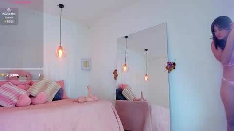 Lori Evans online show from September 2025 07:55:02 AM