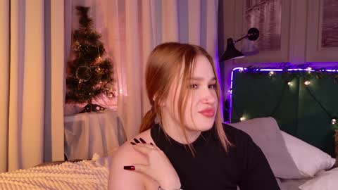 Lori online show from December 2024 01:40:02 AM