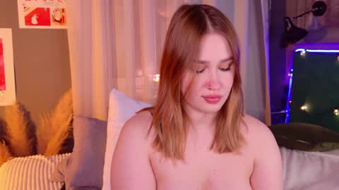 Lori online show from January 2025 09:05:02 PM