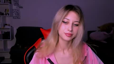 Lori online show from October 2025 04:30:02 PM