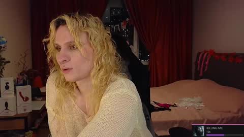 Lori -----------------------------------    online show from December 2024 02:05:01 PM