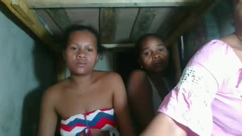 lorienne98 online show from May 2026 06:43:02 AM