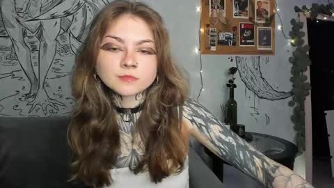 lostallice online show from October 2025 01:58:02 AM