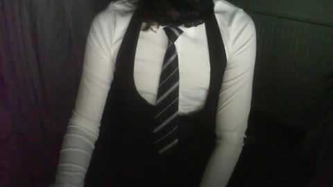 lostb0y98 online show from April 2026 01:47:01 AM