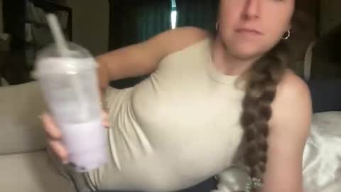 lothlori online show from November 2025 06:54:01 PM