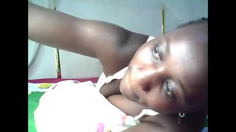 Snapshot of lotty_lavilla chatting on May 2026 09:39:02 AM lotty_lavilla online show from May 2026 09:39:02 AM