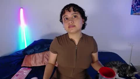 lou_cuteee online show from February 2026 10:44:02 AM