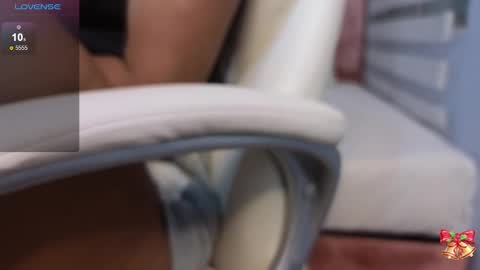  Lou Rosse  online show from December 2024 09:17:02 PM