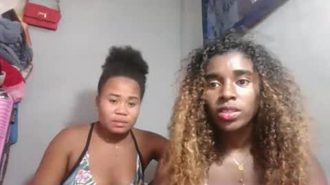 Snapshot of louane98 chatting on February 2026 07:13:01 AM louane98 online show from February 2026 07:13:01 AM