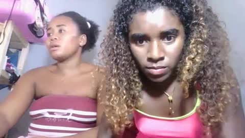 Snapshot of louane98 chatting on February 2026 09:46:01 AM louane98 online show from February 2026 09:46:01 AM