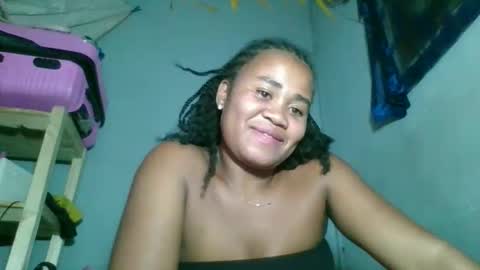 Snapshot of louane98 chatting on February 2026 06:42:01 PM louane98 online show from February 2026 06:42:01 PM