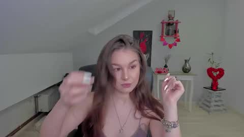 louannahart online show from February 2026 05:13:02 AM