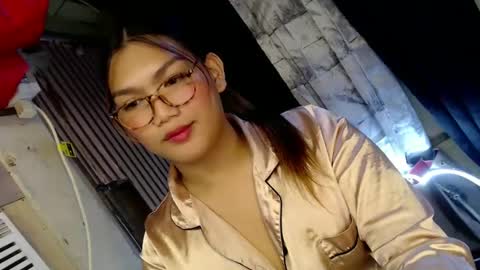 Snapshot of louheart chatting on December 2024 10:43:02 PM Sweet online show from December 2024 10:43:02 PM