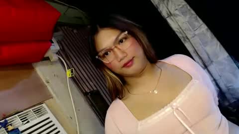 Snapshot of louheart chatting on December 2024 02:45:01 PM Sweet online show from December 2024 02:45:01 PM