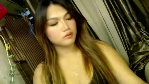 Snapshot of louheart chatting on February 2025 04:25:02 PM Sweet online show from February 2025 04:25:02 PM